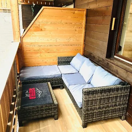 Modernes Seefeld And Chill Relax Im Zentrum Mit Netflix For Free アパート