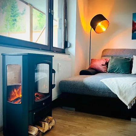 Modernes Seefeld And Chill Relax Im Zentrum Mit Netflix For Free アパート